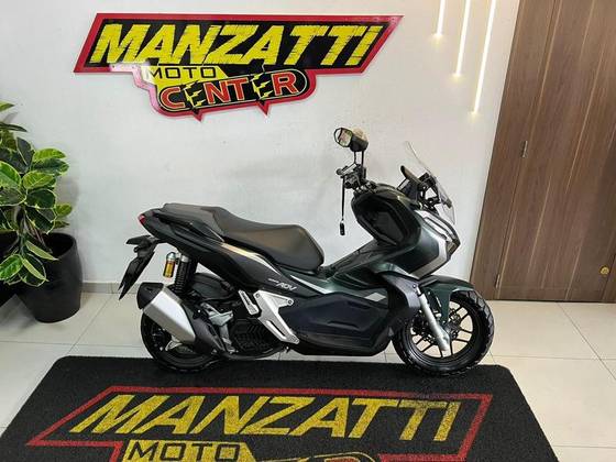 HONDA ADV 